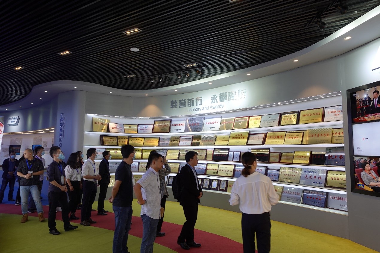 E-works組織智能制造企業(yè)蒞臨亨通考察交流-共享成長 共謀發(fā)展(圖4) E-works組織智能制造企業(yè)蒞臨亨通考察交流-共享成長 共謀發(fā)展(圖4)